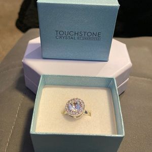 TouchStone Crystal Spotlight round ring 💎💎💎